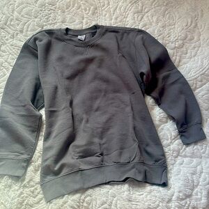 Medium grey crew neck